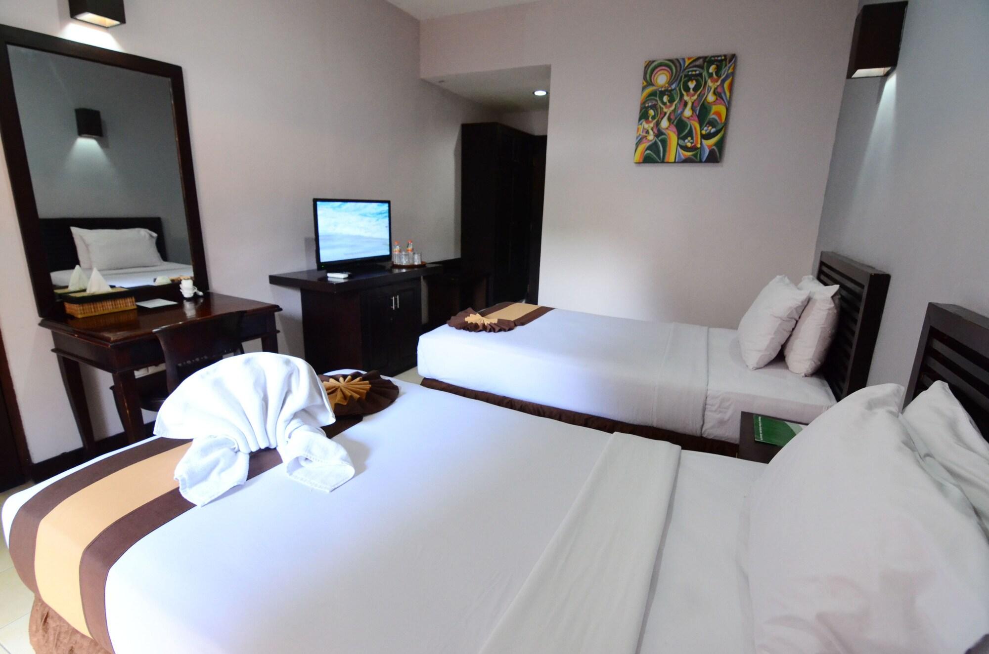 Grand Santhi Hotel Denpasar Exterior foto
